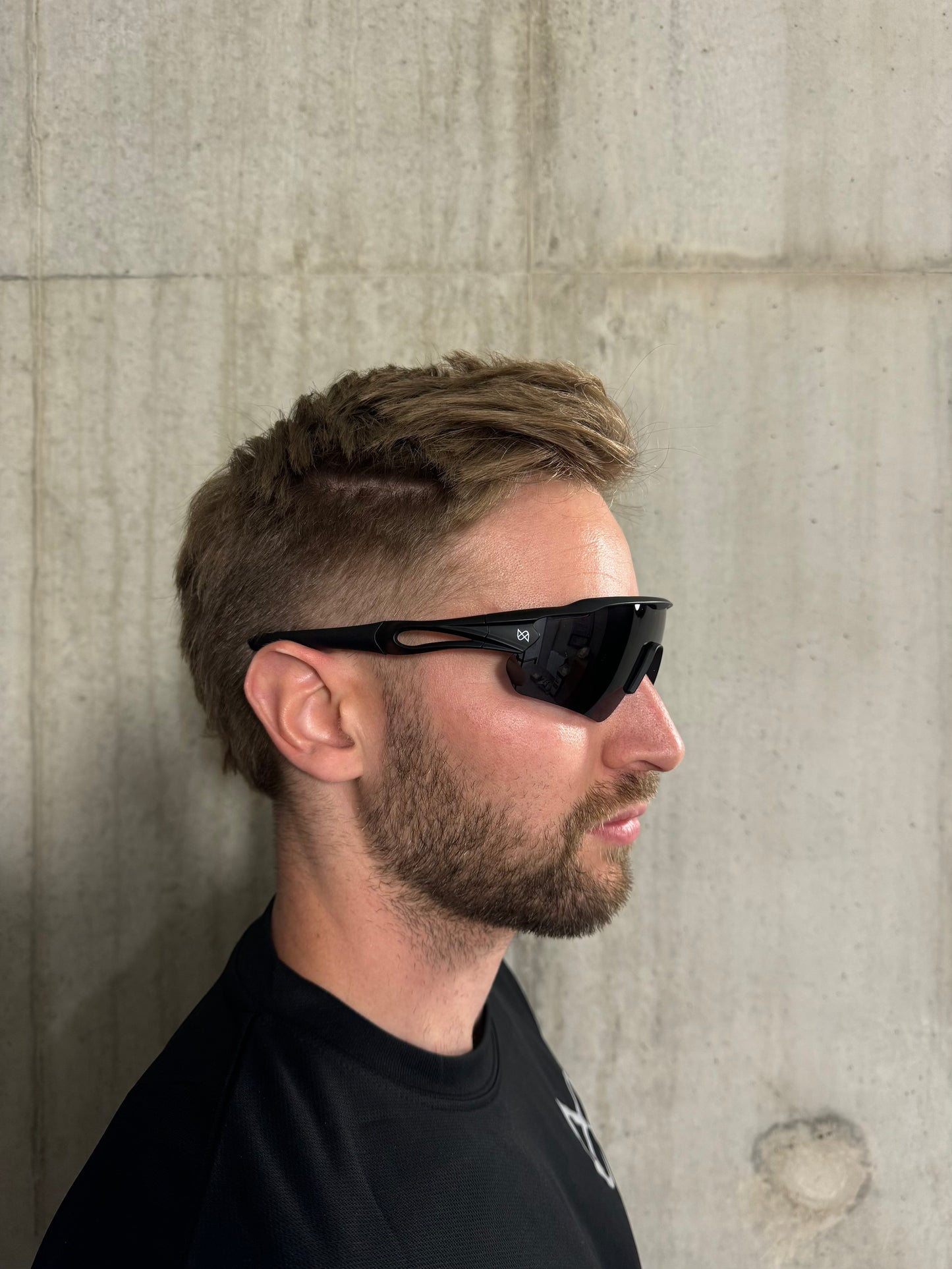 Running Sunglasses (Stealth Black)